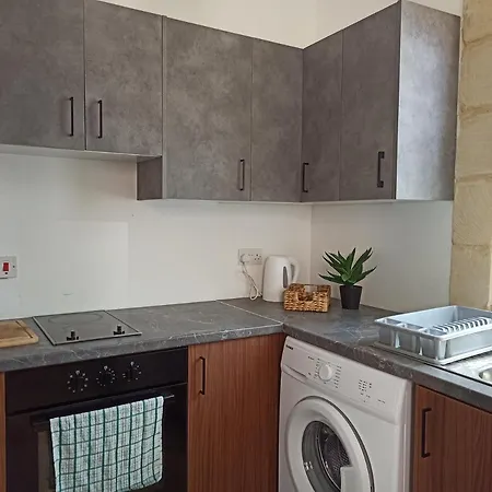 Beautiful 1-bed In Hal * Qormi